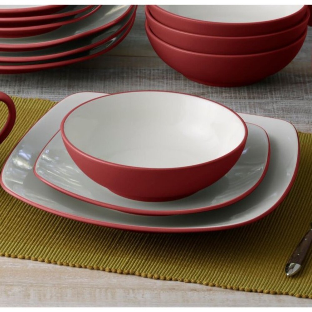 Noritake Colorwave Raspberry Square 4-Piece Stoneware Place Setting Set 8045-04P - Picture 2 of 8